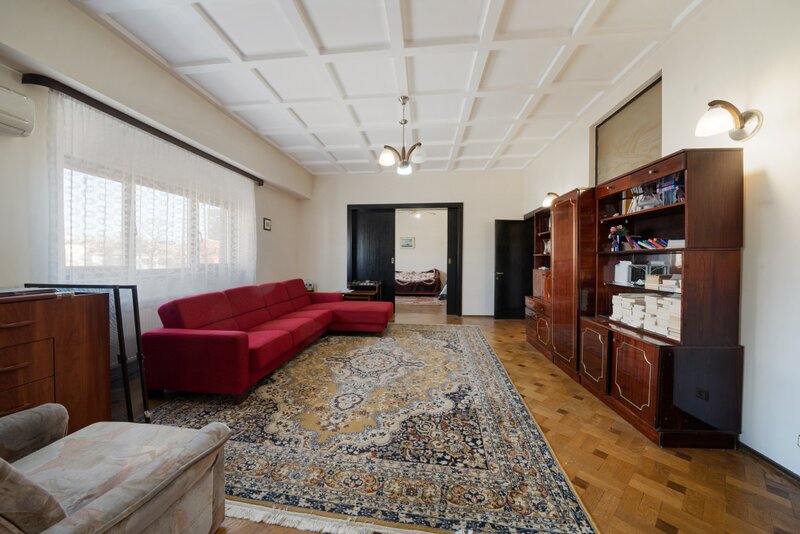 Cismigiu Resedinta 173mp Etaj 2/2 in vila interbelica 5 camere-3 bai Credit ipotecar