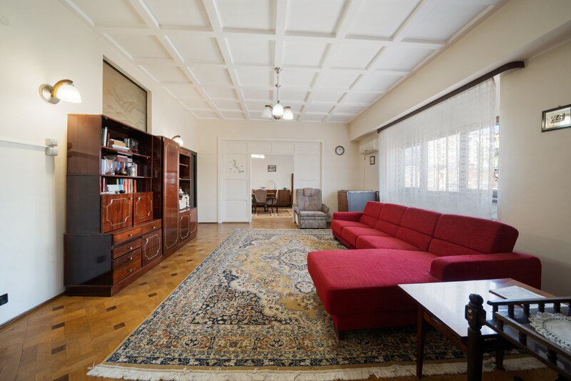 Cismigiu Resedinta 173mp Etaj 2/2 in vila interbelica 5 camere-3 bai Credit ipotecar