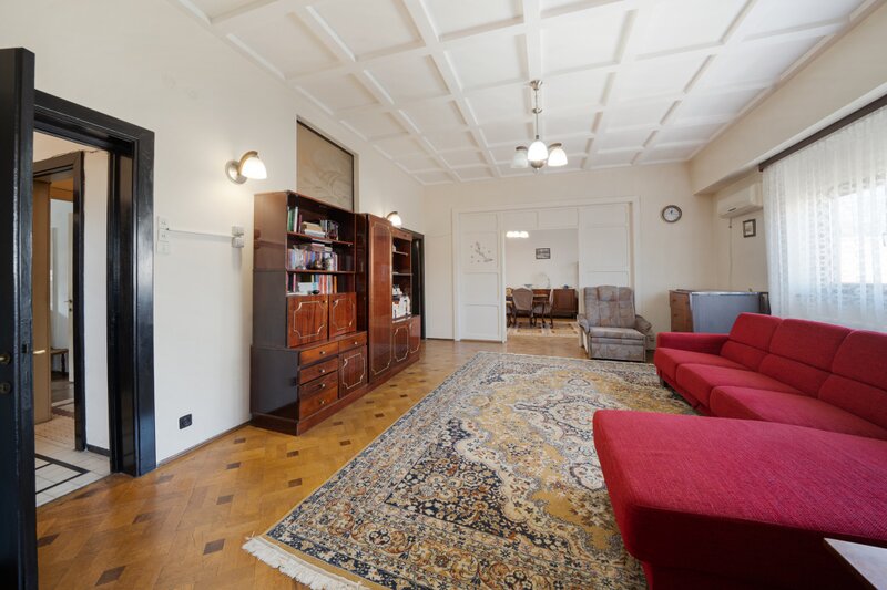 Cismigiu Resedinta 173mp Etaj 2/2 in vila interbelica 5 camere-3 bai Credit ipotecar