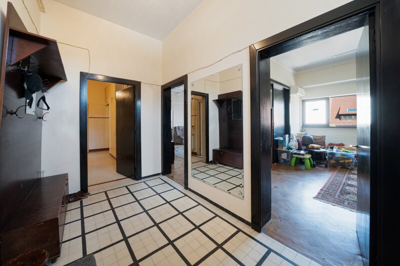 Cismigiu Resedinta 173mp Etaj 2/2 in vila interbelica 5 camere-3 bai Credit ipotecar