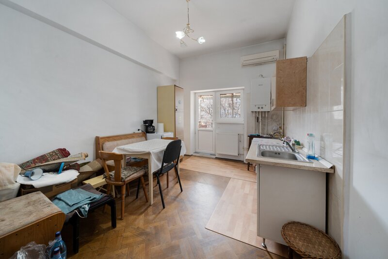 Cismigiu Resedinta 173mp Etaj 2/2 in vila interbelica 5 camere-3 bai Credit ipotecar