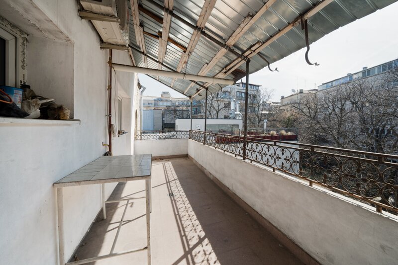 Cismigiu Resedinta 173mp Etaj 2/2 in vila interbelica 5 camere-3 bai Credit ipotecar